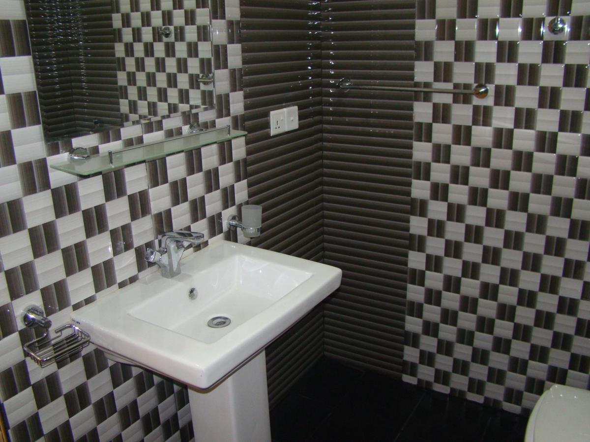 Ella Hotel Upper Hill Екстериор снимка
